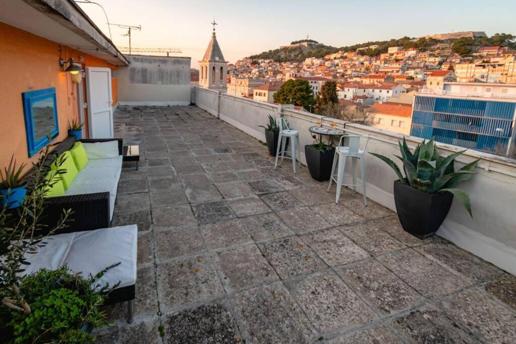 The Spot - Rooftop In The City Centre + Parking 希贝尼克 外观 照片